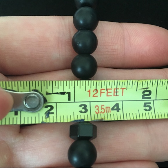 Frosted Black Beaded Dumbbell Bracelet - Picture 5 of 5